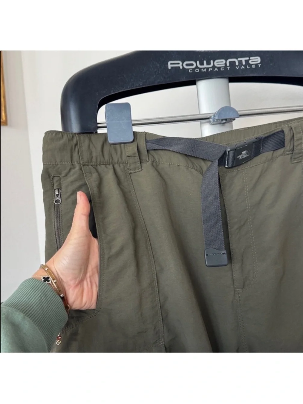The North Face Men’s Cargo Convertible Belted Nylon Hiking Pants Sz XXL Green